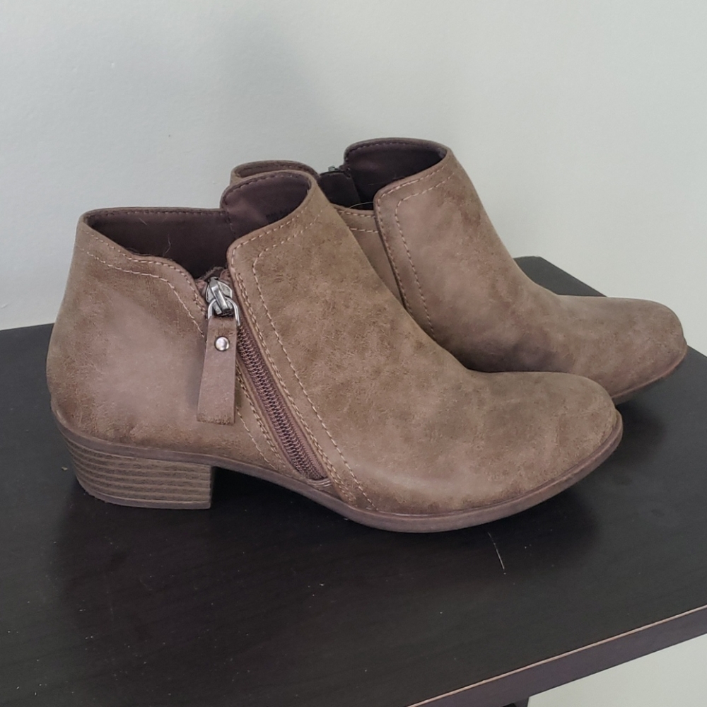 Arizona ankle booties